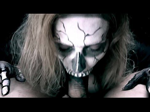 ❤️ Ragazza demonia chì succhia u cazzo cù a so bocca nera è ingoia cum. ️❌ Sluts à porn co.oldsex.ru ❌️